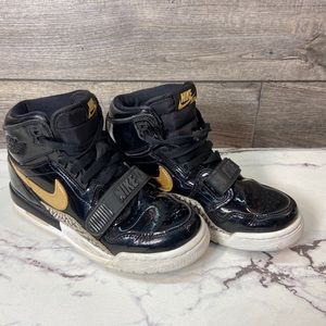 Air Jordan Legacy 312 AT4040 007 4.5y Women’s 6